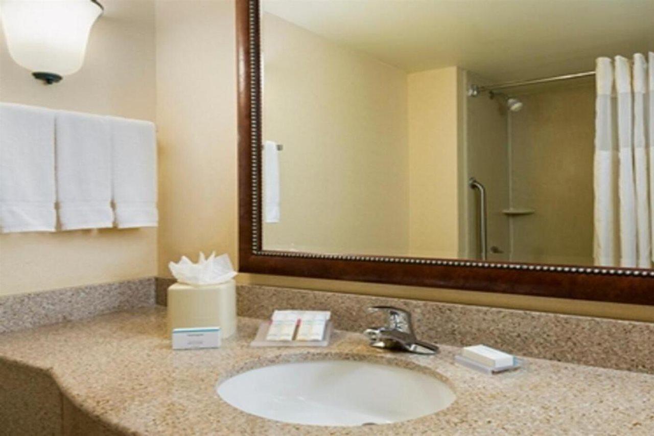Hilton Garden Inn Washington Dc/Alsfeld Extérieur photo
