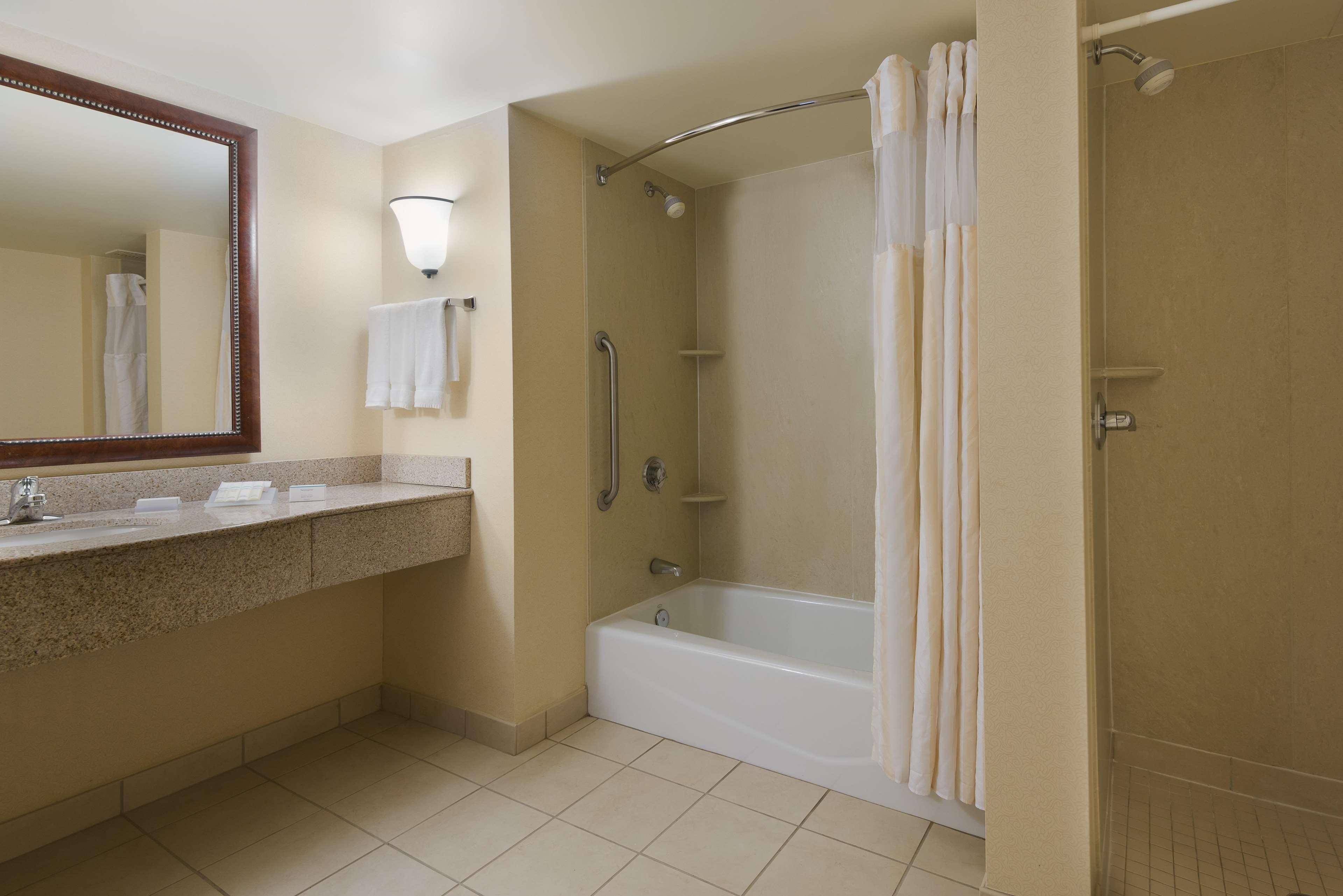 Hilton Garden Inn Washington Dc/Alsfeld Extérieur photo