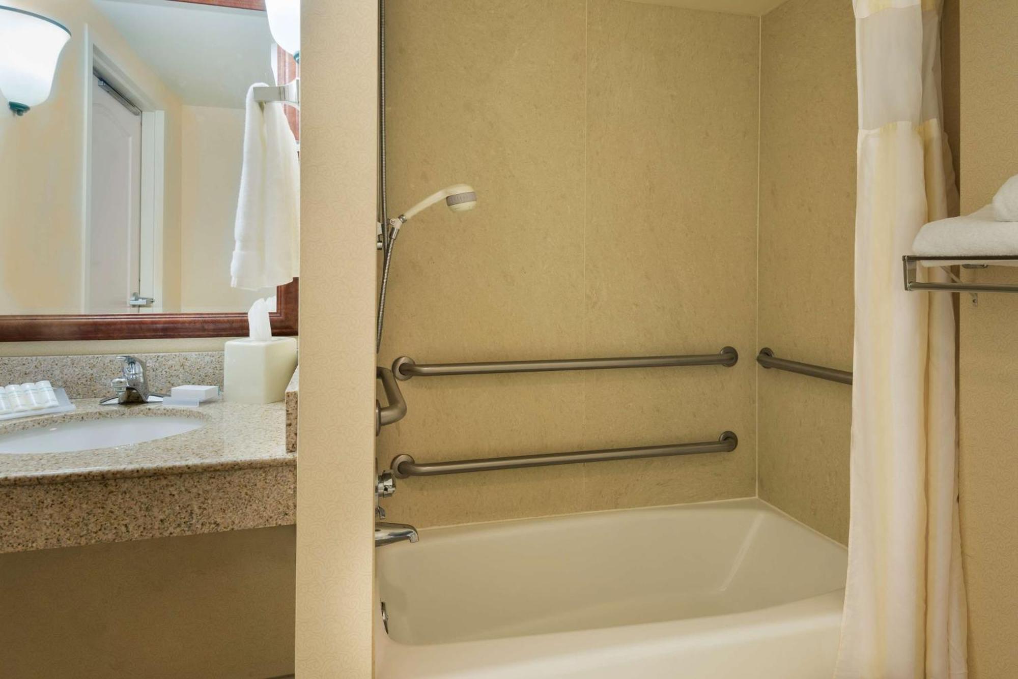 Hilton Garden Inn Washington Dc/Alsfeld Extérieur photo