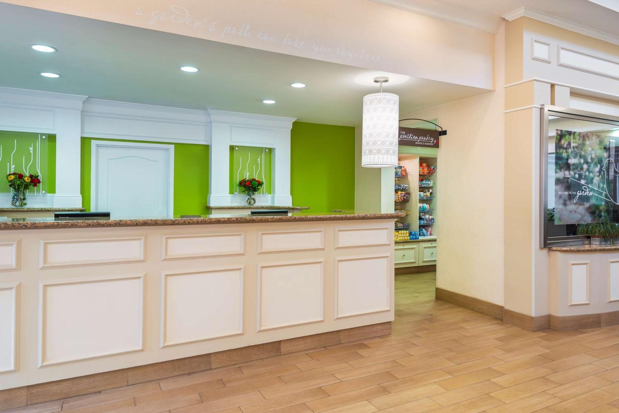 Hilton Garden Inn Washington Dc/Alsfeld Extérieur photo